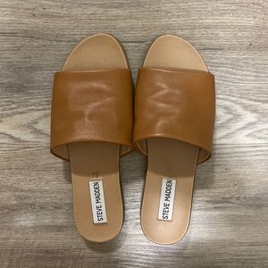 Steve Madden slides